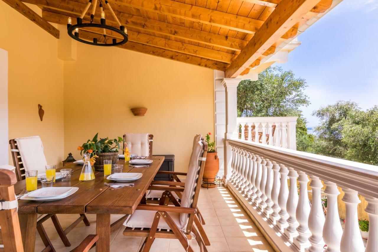 Villa Kortilles Pyrgi  Exterior photo